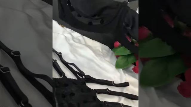 Комплект нижнего белья Kiki смотреть онлайн