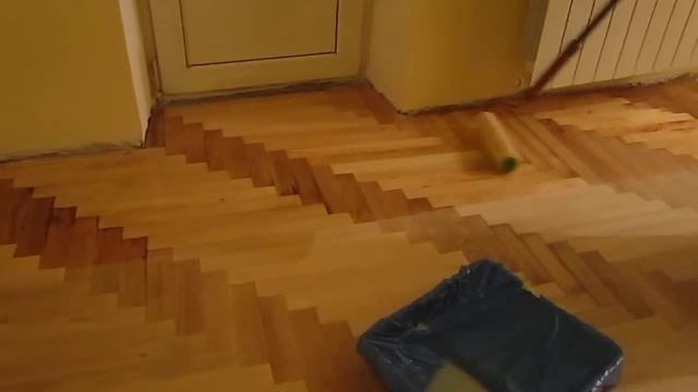 2 Лакировка паркета водным лаком ИР 16