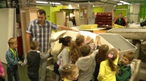 Экскурсия для детей по фабрике Андерссен - Как делают диваны