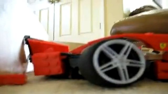 Ferrari Crash Test.avi смотреть онлайн