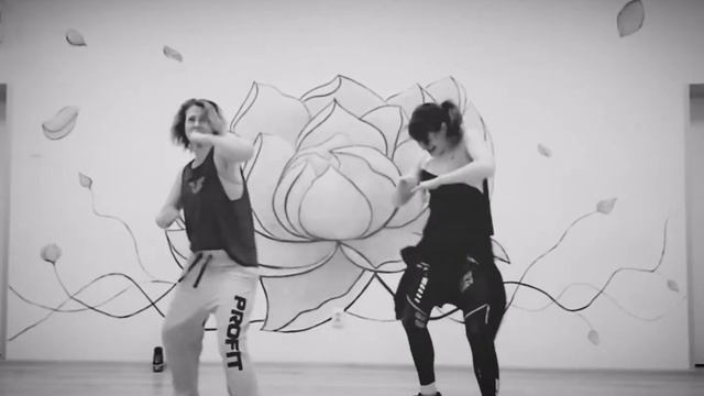 Zumba//Russian//Звонкий//Космос смотреть онлайн