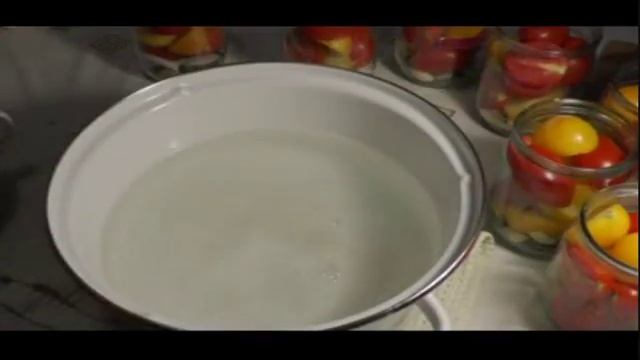 Консервированные Помидоры Половинками на зиму ( сладкие)/ Консервация помидор