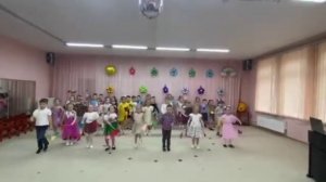 Флешмоб "Мир! Дружба! Весна!" в школе 1191
