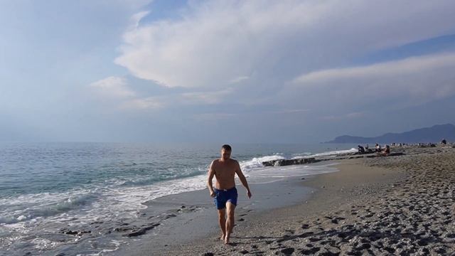 Турция | Аномальная жара в Алании | Купаемся в море смотреть онлайн