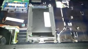 Как снять клавиатуру с ноутбука Lenovo Z580