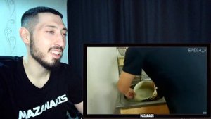 MAZANAKIS СМОТРИТ Как приготовить роллы, суши, дома |Реакция на Пега|