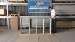 Металлические стеллажи легкой серии.