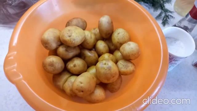 Сочная говядина в духовке с картошкой