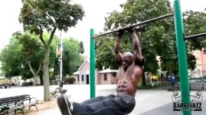Накачаться на турнике. Топ-5 накачанных турникменов Street Workout.
