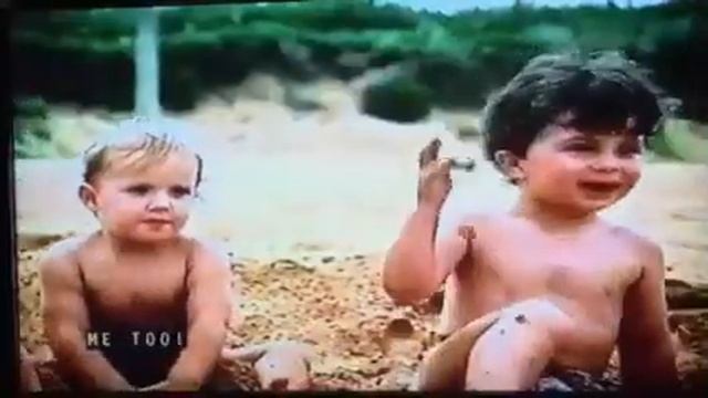 Huggies Little Swimmers Commercial 2005 смотреть онлайн