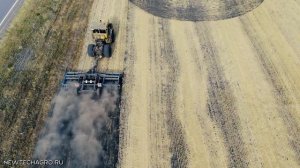 Дискование поля с трактором K-700 Кировец