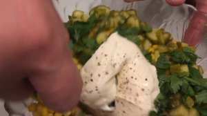 ВОЛШЕБНЫЙ САЛАТ с КОПЧЕНОЙ КОЛБАСОЙ за 5 МИНУТ