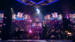 Зрители Первого канала выбрали лучшего исполнителя и наставника восьмого сезона шоу "Голос"