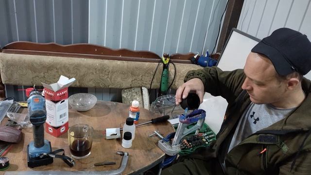 Ручка на пилу из эпоксидки. смотреть онлайн