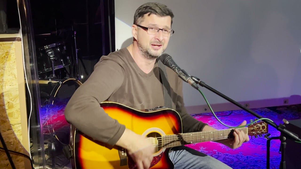 Прекрасное время поклонения. Христианские песни под гитару. Александр Рыбинский смотреть онлайн