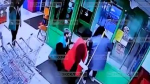 Драка в магазине пятёрочка Видео с камеры