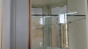 Витрина угловая Виченца Ваниль матовый Кубань мебель