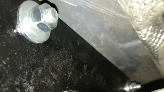 Renault Sandero Stepway 2. Установка ФАРКОПА своими руками! Parking sensors Sandero Stepway 2! смотреть онлайн