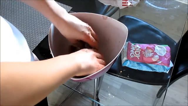 N&F,s Køkken! #2 havregryns kugler смотреть онлайн