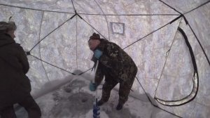 Подлёдная рыбалка в Якутии 2023