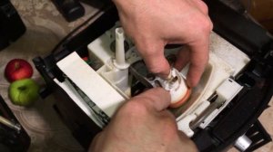 Кофемашина Krups XP7200. Замена верхнего поршня и обзор внутри  XP7240.