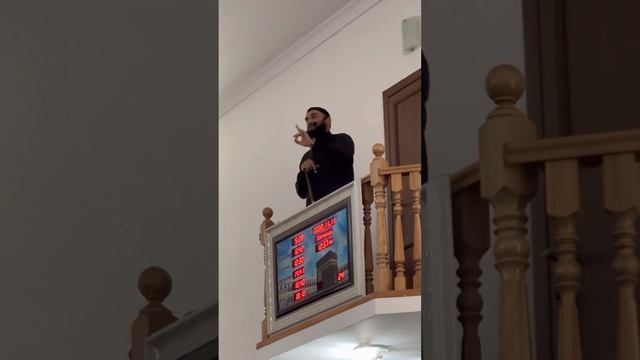 Центральная Мечеть Имама Умара Ибну Хаттаб в 2-м Микрорайоне города Грозный, Проповедь Читает Щамил смотреть онлайн