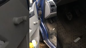 Аналог уплотнителя передней двери Volkswagen T5