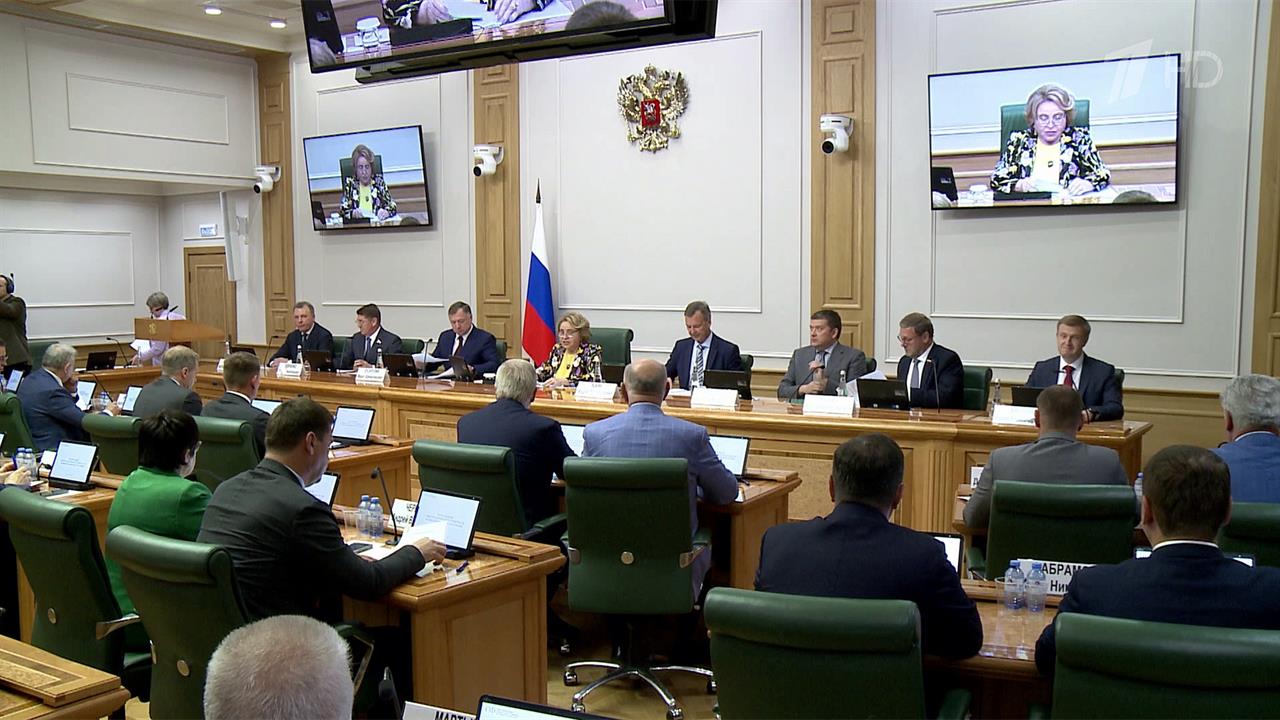 В Совете Федерации сегодня говорили обо всем, что связано со строительством