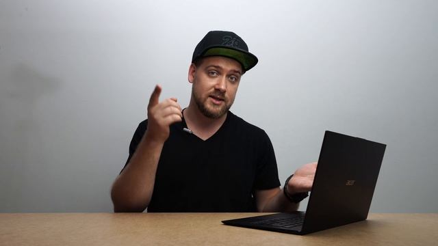 Этот ноутбук размером с листок бумаги?! смотреть онлайн