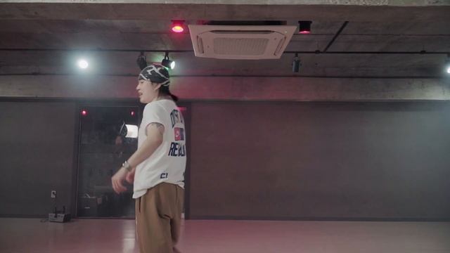 태양 TAEYANG - 슝! Shoong!  Chemi Choreography