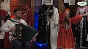 Полина Дмитриева и Иван Пивоваров! Пой гармонь, звени душа, песня русская слышна!