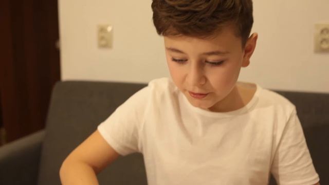 Два способа сделать снежинку! смотреть онлайн