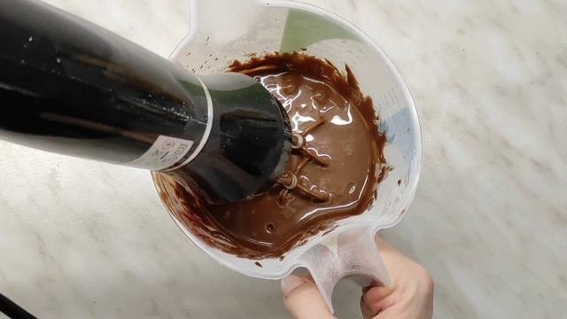 Влажный шоколадный пирог - очень быстрый и простой рецепт! Идеально подойдет для Великого поста