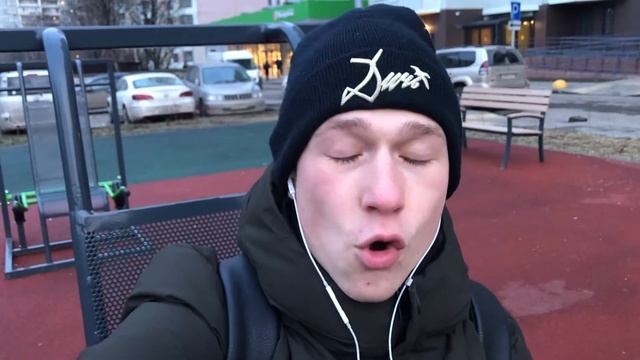 Привет, Москва! // Метро Домодедовская // Как живется на окраине Москвы? // (Пилот) смотреть онлайн