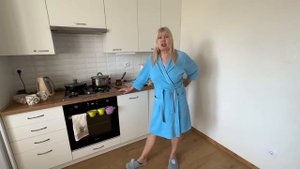 НЕ СМЕШИТЕ МОИ ТАПОЧКИ, И ВЫКИНУТЬ ЖАЛКО / АРИНА БЕЛАЯ