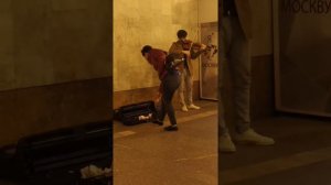 Музыка на скрипке