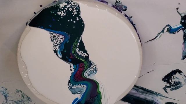 237 - Prizm Pour Negative Space Swipe  Colourarte BloomSwipe Bloom PrizmPour BoomGel