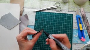 Стильное украшение из кожи. Процесс работы.