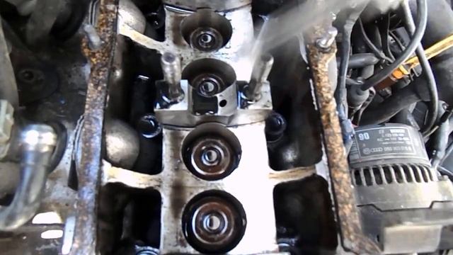 Ауди 80 гонит масло в камеру сгорания . смотреть онлайн