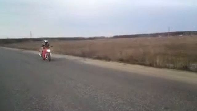 Suzuki RF 600 R смотреть онлайн