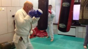 Дед Алексей ...зажигает )))