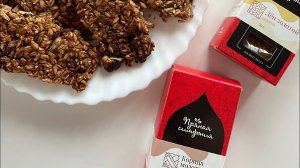 Полезный перекус - злаковый батончик с орехами, семенами льна, цейлонской корицей, кокосом и мёдом