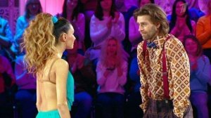 Елена Подкаминская и Петр Чернышев. Выступление. Фрагмент выпуска от 27.12.2014