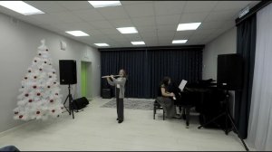 Дж. Раттер "Остинато" из "Античной сюиты"