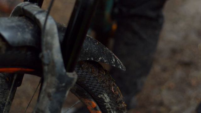 Mudhugger Shorty смотреть онлайн