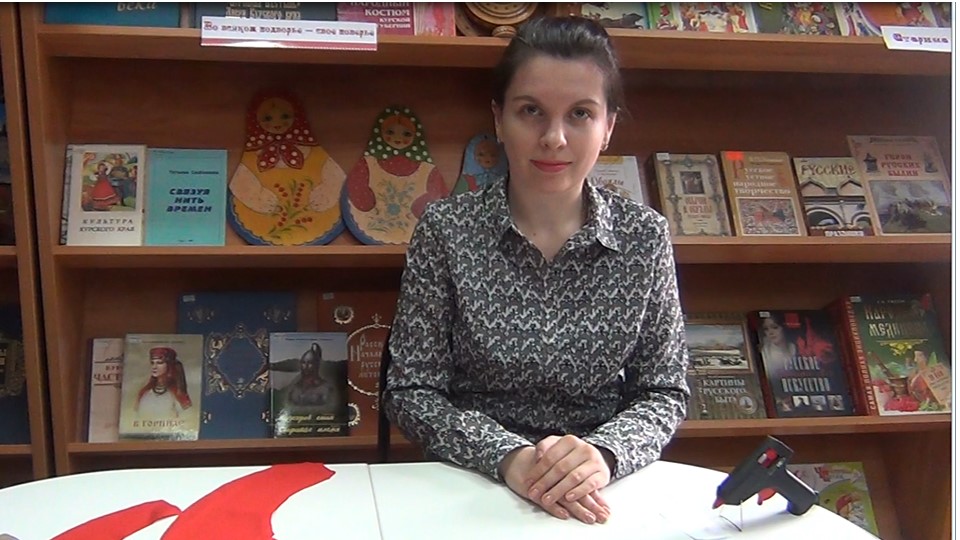 Мастер-класс по изготовлению старинного русского головного убора.mp4