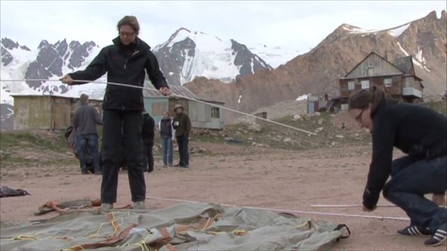 Gletschermusik - The Expedition to Tuyuk-Su Glacier смотреть онлайн
