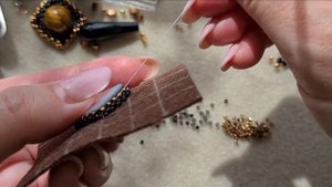 Как оплести квадратный кабошон.