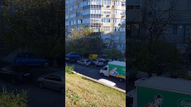 Кишинёв, как обычно не могут разъехаться на этом участке дороги.7.11.23. смотреть онлайн