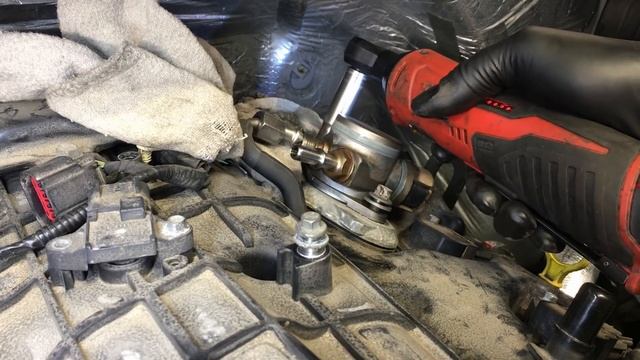 2011-2016 Ford F-150 3.5L Ecoboost Timing Set Replacement Part 1: Getting Inside the Engine смотреть онлайн